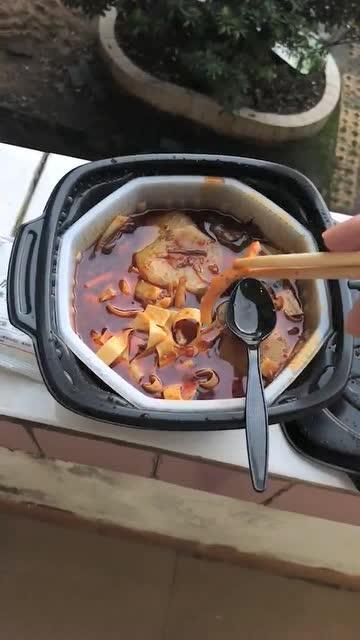 自热火锅怎么吃视频,视频教学让您轻松入门